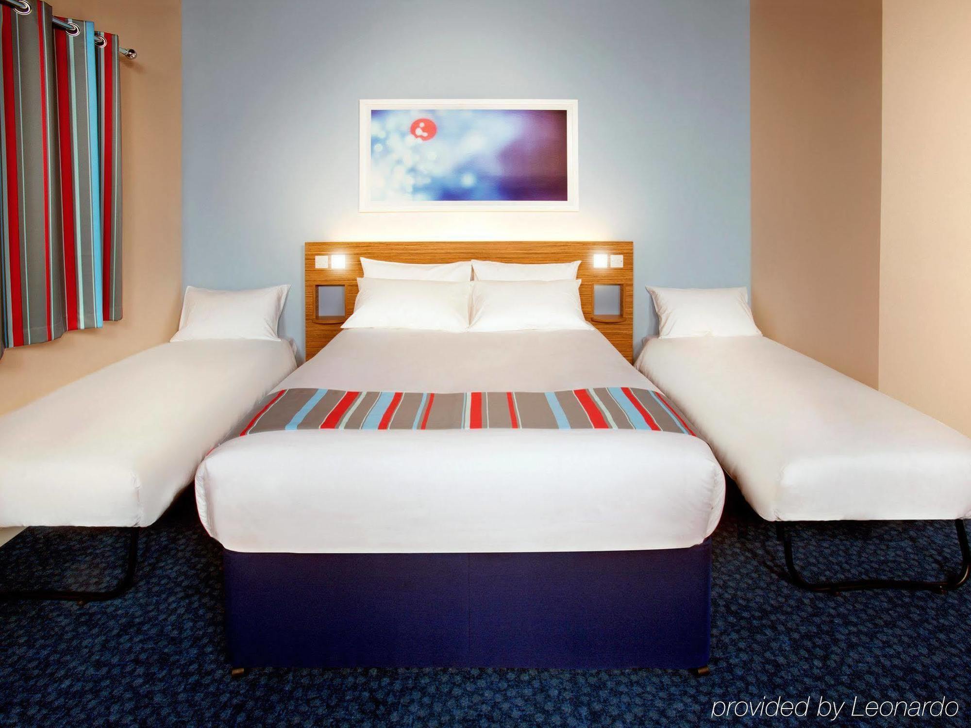 Travelodge Inverness Fairways Exterior foto